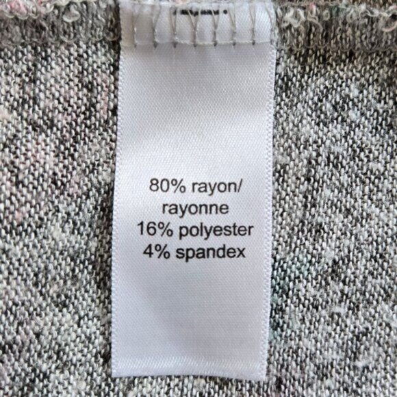 Maurices Womens Plus 3XL Grey Top With Pink Floral Design & Bell Sleeves - Picture 4 of 4